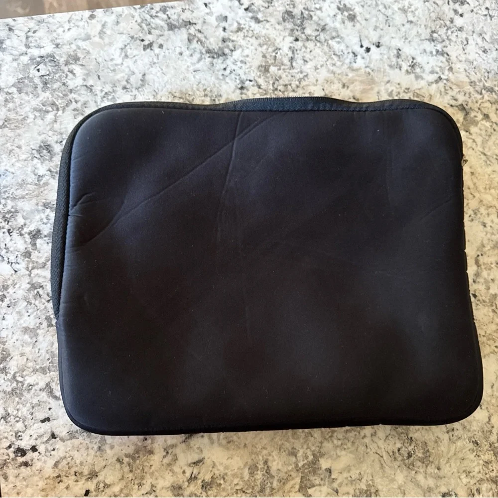 Brenthaven Black Laptop Bag